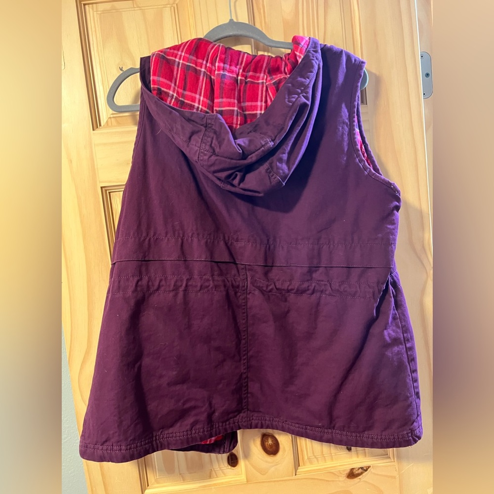 Columbia Vest